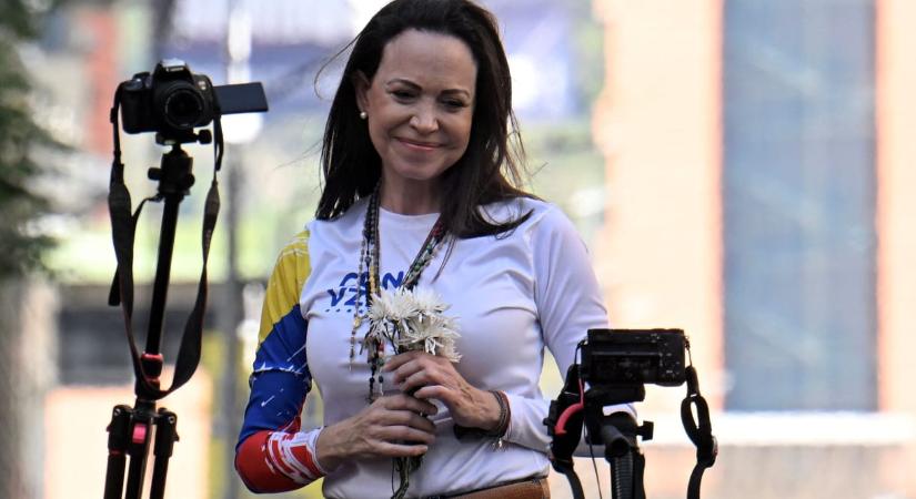 Szökevénynek minősítik a venezuelai Nobel-békedíjast, ha elhagyja az országot a díjátadó miatt