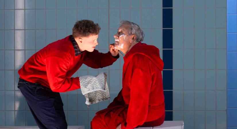 „NAGYPAPA LESZÁLLT A TÓBA” A láthatáron / Budaörsi Latinovits Színház, Városi Ifjúsági Klub