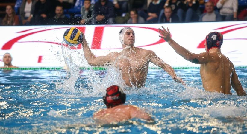 Rangadót nyert szolnoki vízilabdacsapat a Vasas otthonában