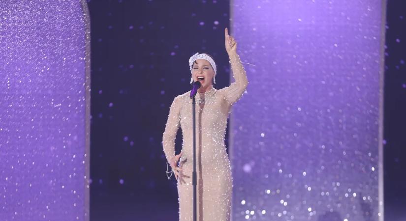 Áll a zsűri, állnak a versenytársak: Dér Heni miatt felrobbant a stúdió