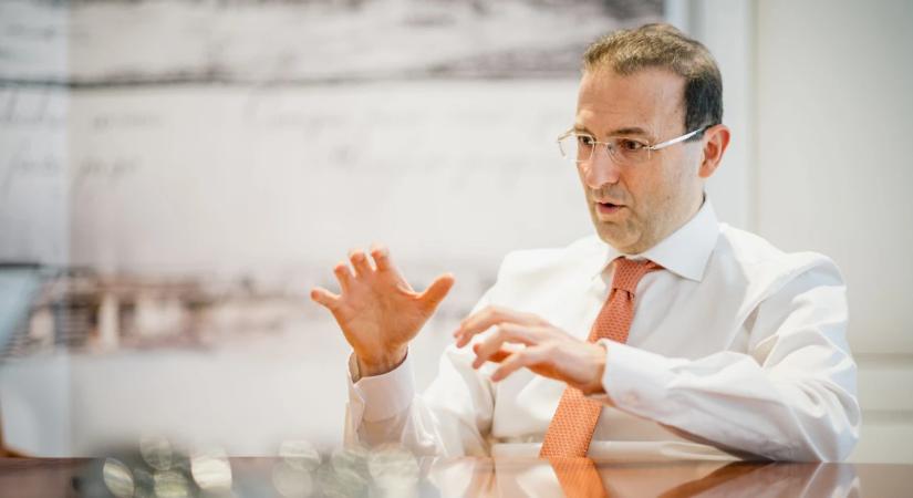 Egy énektanár alapította, senki sem akarta megvenni, végül az üzlet hatalmas, régiós siker lett