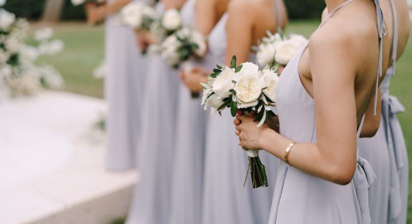 Simán elárulta a menyasszony a barátnőjét az esküvő előtt, botrány lett belőle