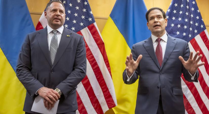 Alternatív béketervet dolgozott ki Nagy-Britannia, Franciaország és Németország