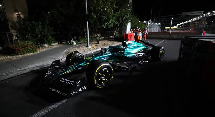 Bennragadt a Las Vegas-i F1-pályán egy versenyző – így mentették ki