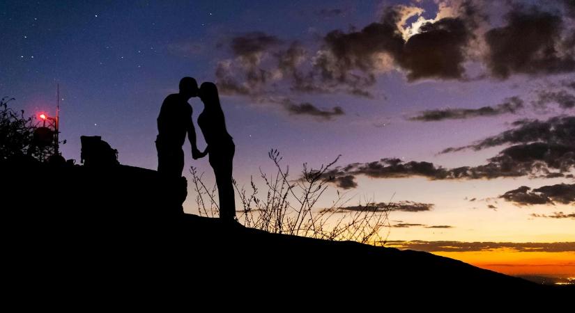 Ezek a csillagjegyek élhetnek át szenvedélyes pillanatokat november végén