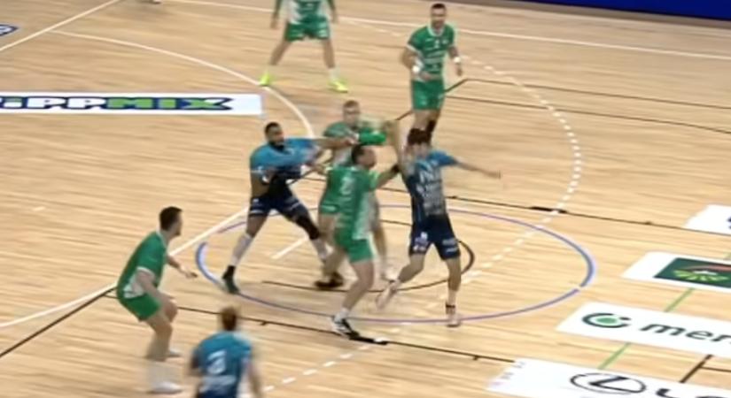 Csodás gólpasszt adott a magyar kézilabdázó