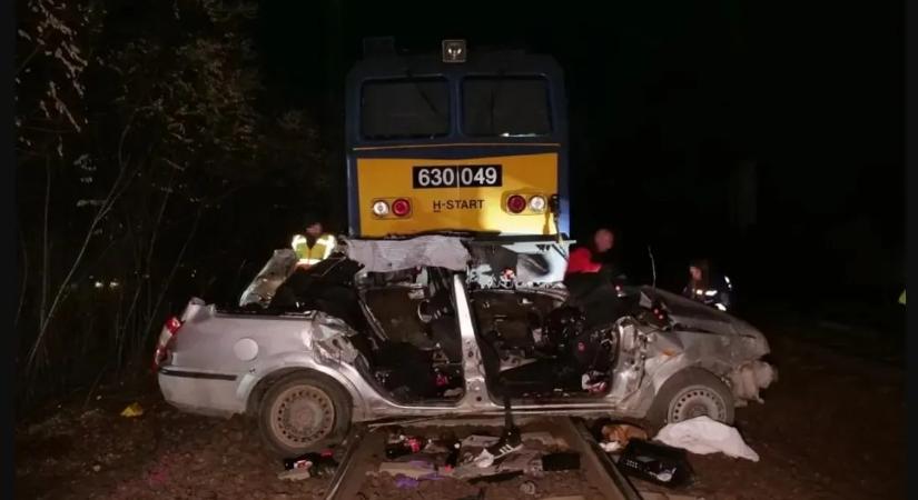 „Belehalok! Hozzátok vissza!” – drámai temetésen búcsúztak a vonatbaleset halálos áldozatától