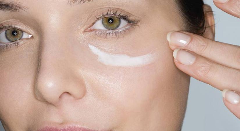 Megfiatalítják a tekintetet, eltüntetik a szem alatti karikákat – Ránctalanító, világosító szemkörnyékápolók körképe