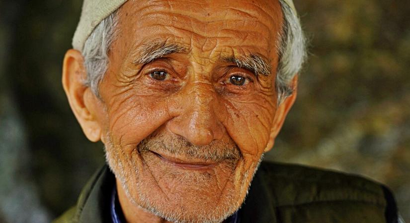 Sokkolóan jó hír a nyugdíjasoknak: februárban érkezik a váratlan 65 ezres pénzösszeg: ilyen pluszt rég kaptak