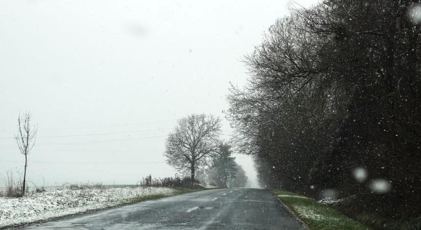 Óvatosan vezess! Latyakosan, néhol csúszósak az utak