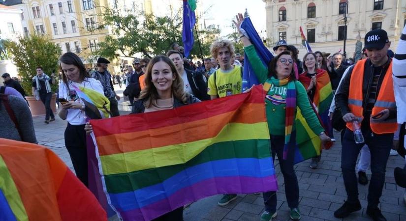 Kiderült, miért pénzeli a Pécs Pride szervezőjét az önkormányzat