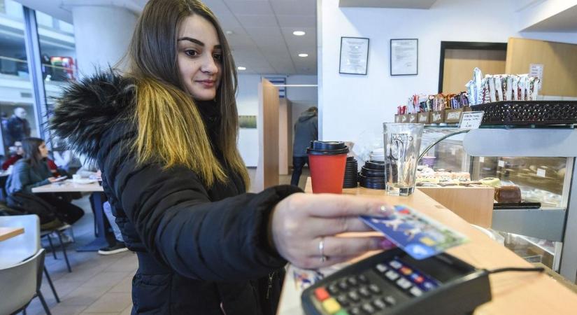 Nem engedik, hogy kártyával fizess? Ne törődj bele!