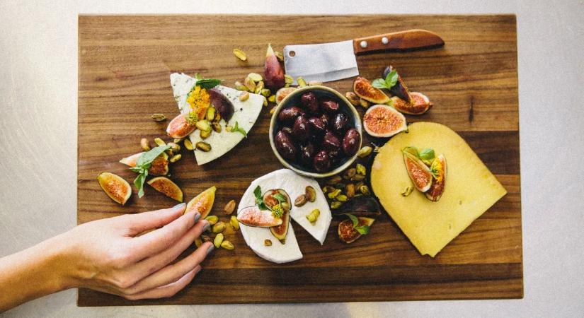 Félelmetes betegség ellen védhet a sajtevés