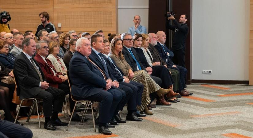 Rangos elismeréseket adtak át a leghűségesebb városban