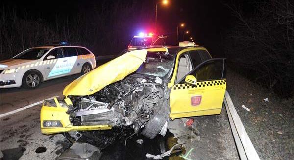 Örökre eltiltották a vezetéstől a taxist, aki bekokainozva Halgas Tibor halálát okozta