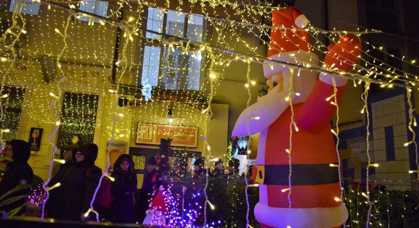 Ne küldj mikuláscsomagra pénzt, ha a karitatív szervezet nevében keresnek telefonon! Mutatjuk, hogy miért