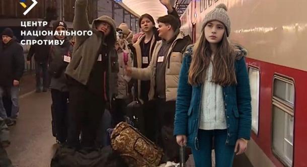 Oroszország Donbászból Szahalinra szállítja a gyerekeket asszimiláció céljából