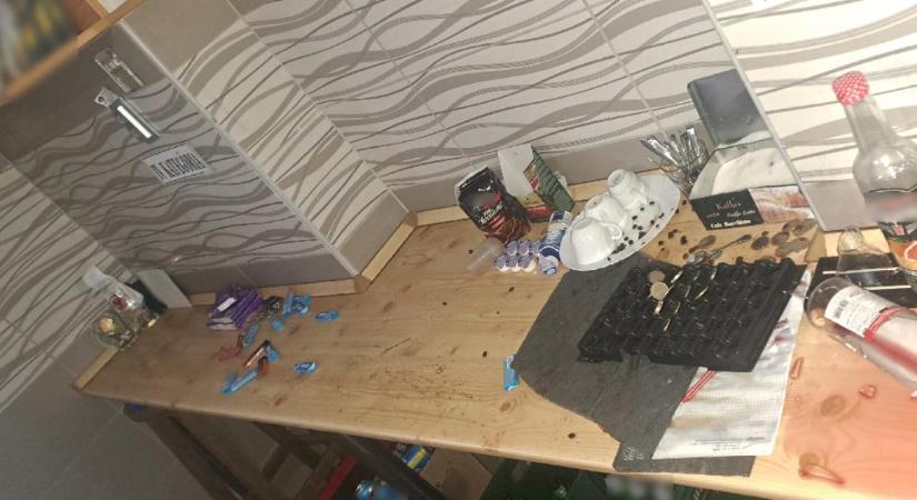 Ittas férfi őrjöngött egy debreceni kocsmában – több százezres kárt okozott