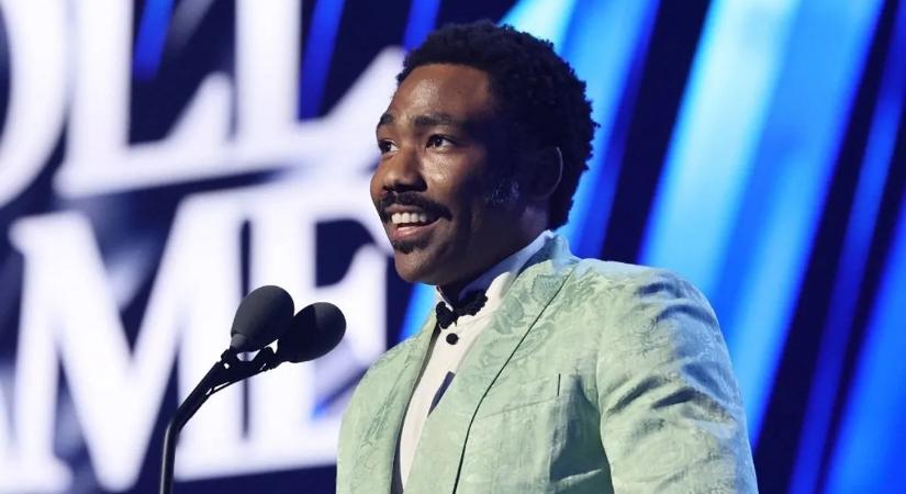 Sztrókot kapott Mr. és Mrs. Smith sztárja – azonnal kórházba szállították