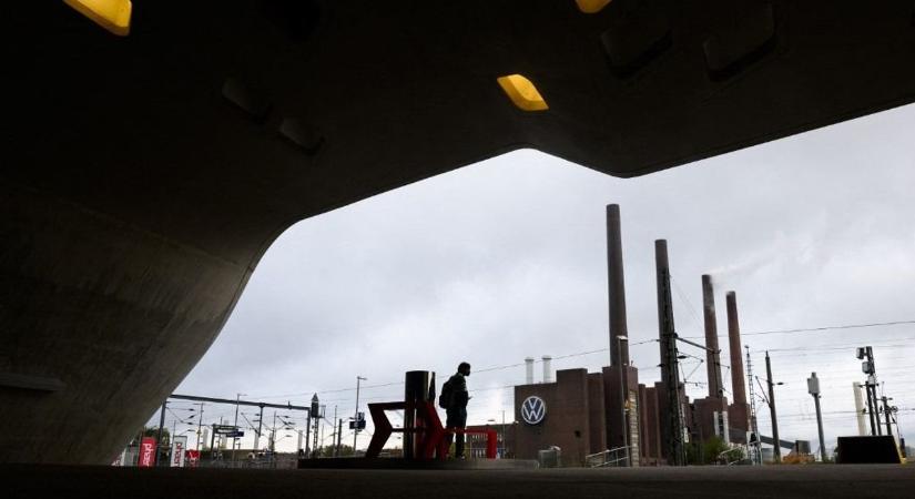 Romokban a német gazdaság: naivitás, arrogancia, versenyképtelenség, politikai bénultság – és Berlin még mindig nem érti