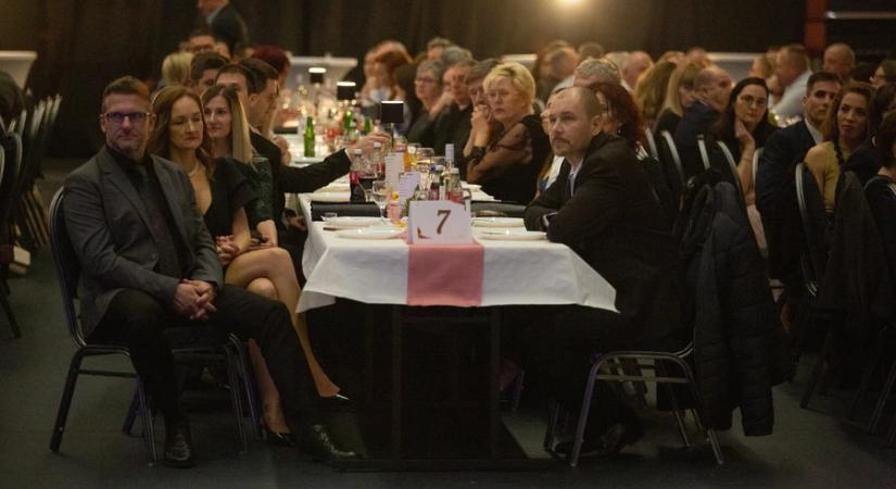 Összetartozás és szolgálat – nagyszabású jótékonysági est a kanizsai református intézményekért