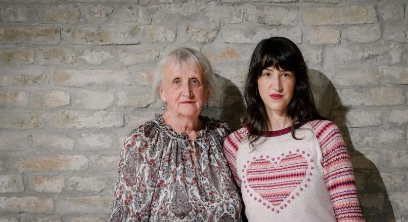 „A színházcsinálás szabadsága az RS9-ben még létezik” – interjú Lábán Katalin alapítóval és lányával, Dobay Jankával