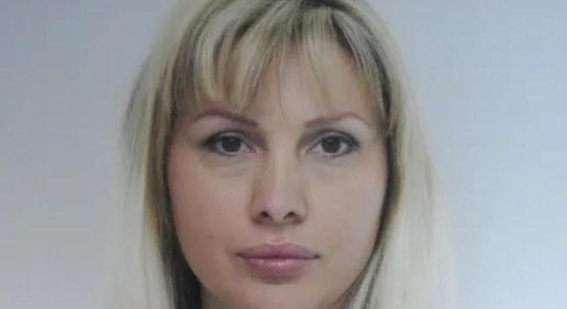 Emberölés miatt körözik a szőke nőt! – Ha felismeri, hívja a rendőrséget!