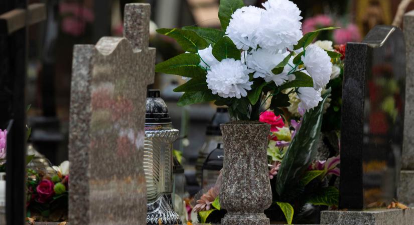 A Skóciában meghalt Huszti-lányok apja újabb családi tragédiáról számolt be