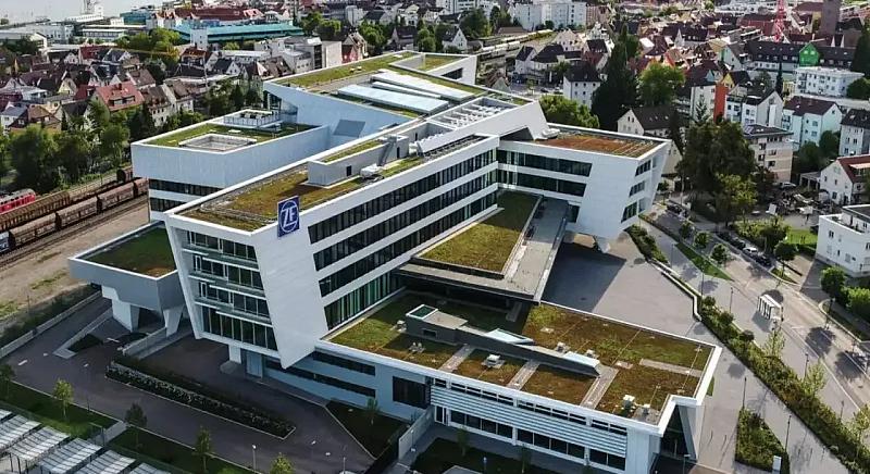 Spórolással próbál talpon maradni a ZF