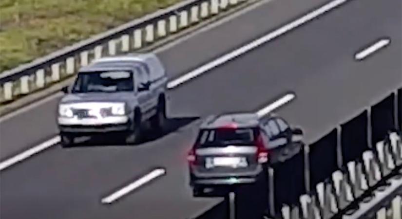 Döbbenetes képsorokat rögzített egy kamera az M35-ösön