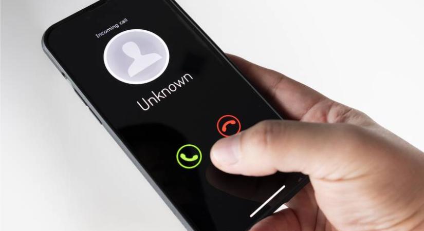 Ezen a fix áron kell elszámolnia minden mobilszolgáltatónak 2026-tól: íme a részletek