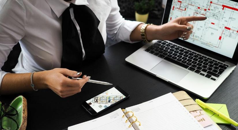 Ezek a munkák fizetnek most Vasban az átlagbér felett