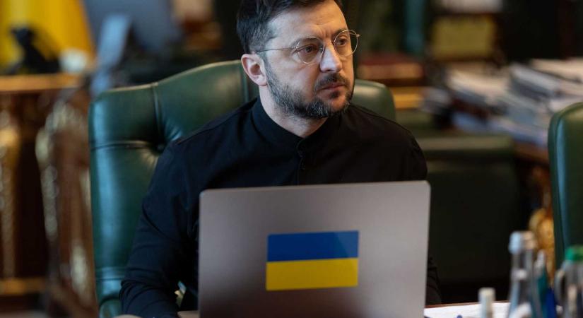 Zelenszkij: Ukrajna „kritikus pillanatban van”