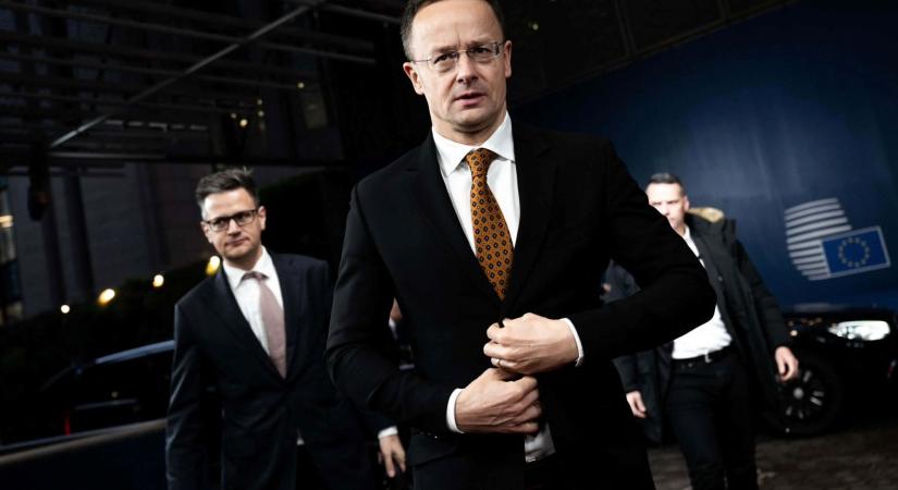 Szijjártó szerint az európai vezetők alá akarják aknázni Trump béketervét