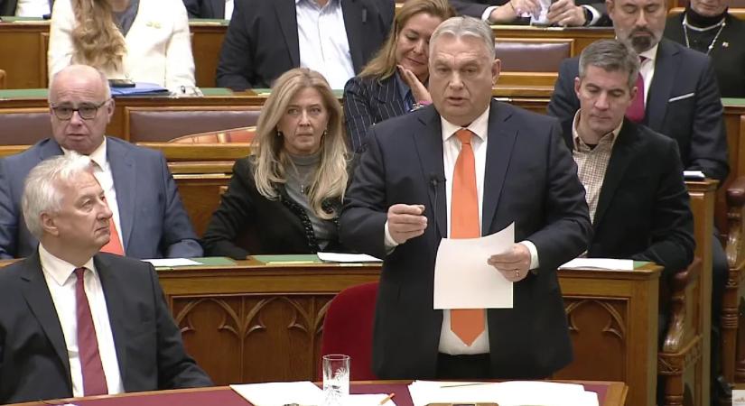 Orbán Viktor az Országgyűlésben: Semmilyen művészeti díjat nem vonunk vissza!