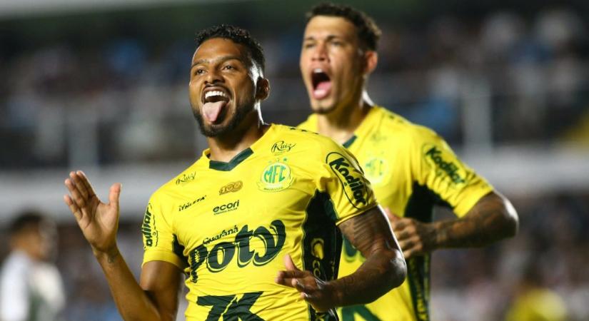 Nehezen leírható szenzáció: egy utánpótlás futballista eladásából épült nemzetközi szintre jutó csapat