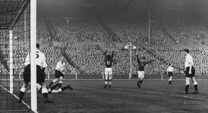 Emlékbélyeg Bozsik születésének 100. évfordulójára, Puskás-emlékévet hirdetett az UNESCO