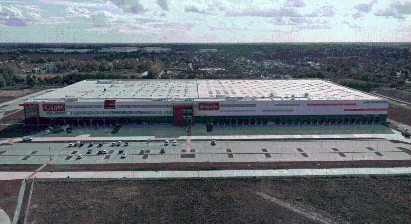 Újabb jelentős logisztikai fejlesztést zárt le a Panattoni Üllőn