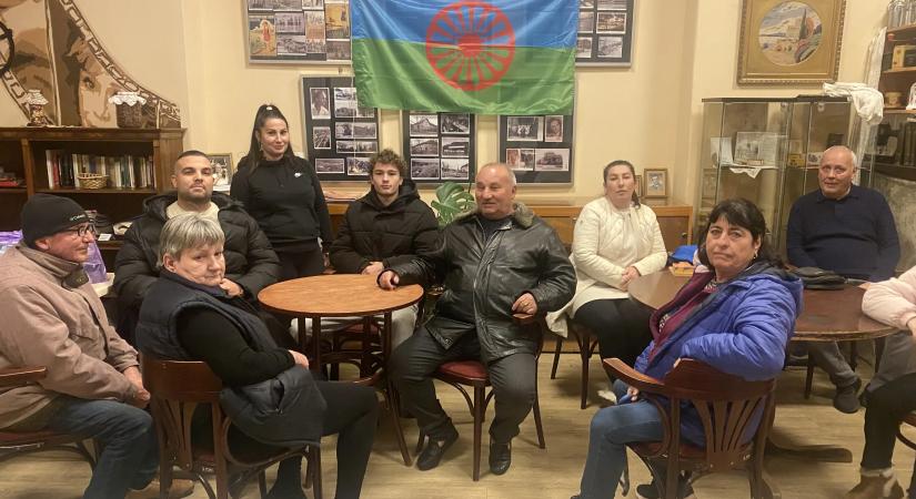 Filmvetítés, kóstoló, érzékenyítés  Roma Kulturális, Hagyományőrző és Gasztronómiai Fesztivál a kerületben