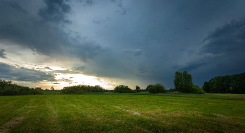 Ónos eső vár ránk az esti órákban – készülj a csúszós utakra!