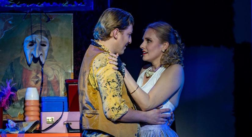 A felvidéki Híves Boglárka főszerepben debütált a Kecskeméti Katona József Nemzeti Színházban