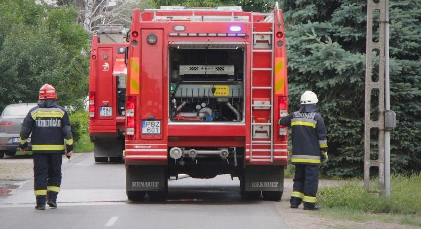 Borzalom! Emberéletet követelt a tűz Sárváron