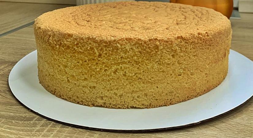 Ezt a piskótareceptet mindenki imádja: mindig habkönnyű, hatalmasra nő és sosem esik össze