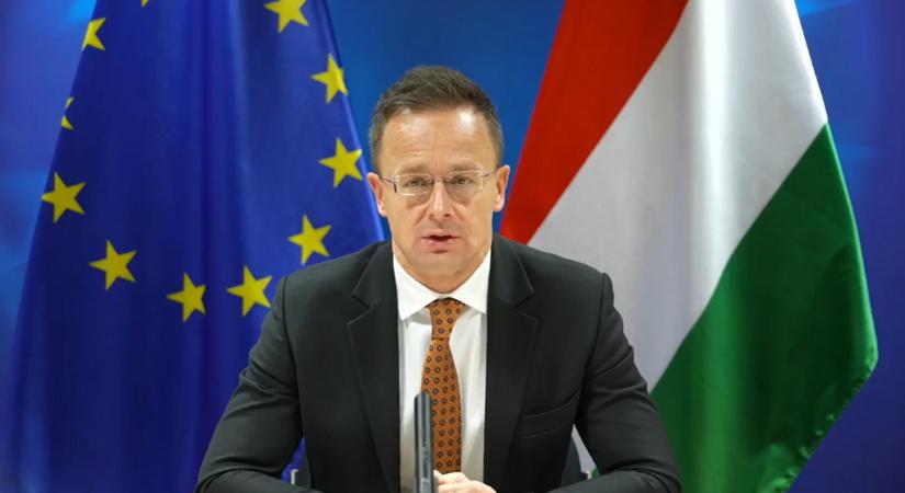 Súlyos veszélyre hívta fel a figyelmet Szijjártó Péter az ukrajnai béketervvel kapcsolatban
