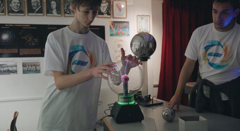 Ipari informatikát is tanulhatnak szeptembertől az ESZI-ben