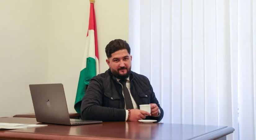 „Ne bújjatok a kukac mögé!” – Radics Béla nyílt vitára hívta a Tisza képviselőjelölt-jelölteket