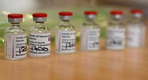 Lapértesülés: A német kormány szerint csak 65 év alattiakat lehet majd oltani az AstraZeneca vakcinájával