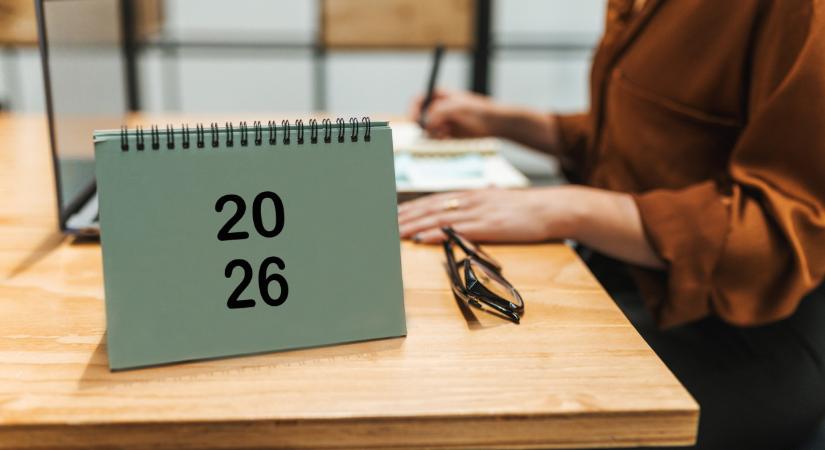 Kinek kell egy saját kormányablak? Eladják a vidéki nagyváros Fő téri okmányirodáját