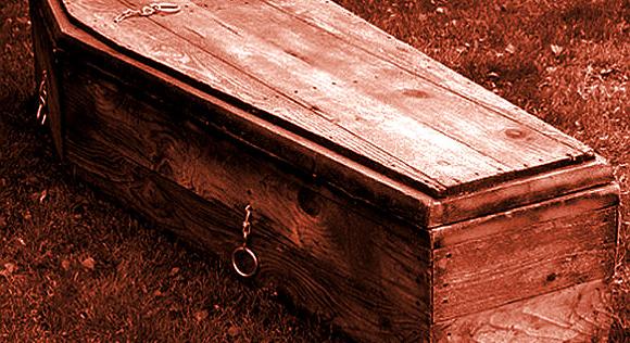 Koporsóból kopogott: élve találtak rá egy thai nőre a hamvasztása előtt