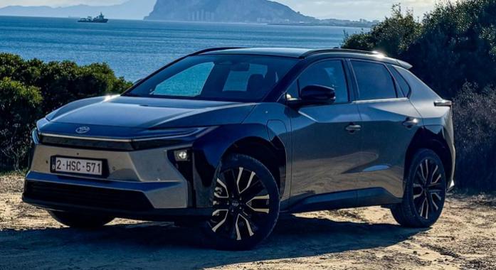 Elektromos forradalom a Gibraltár árnyékában - Dél-Andalúz kaland az új Toyota bZ4X-szel